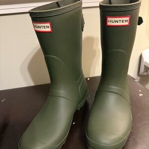 Mid Calf Hunter Rain Boots